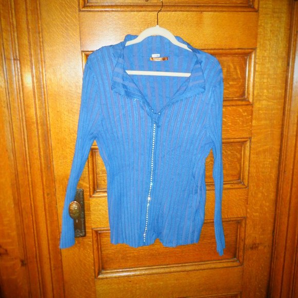 ~~~ BELLDINI Cardigan/ Rhinestones in the Zipper ~ XL - Picture 3 of 5